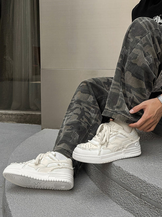 DCRB Broken Creme Sneakers